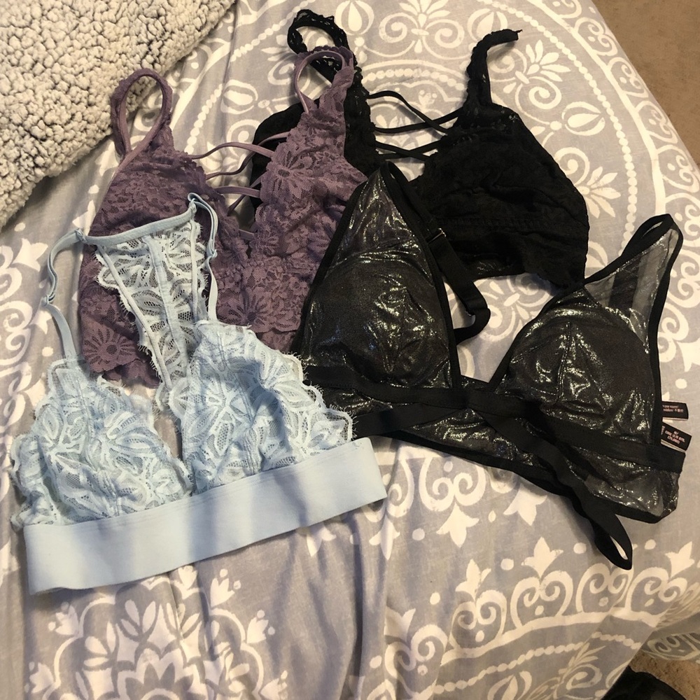 VS/PINK set of 4 bralettes